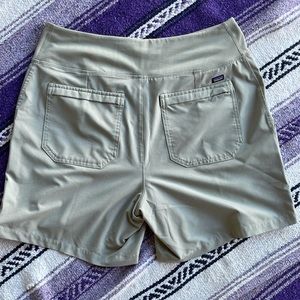 Patagonia Happy Hike 6in Short